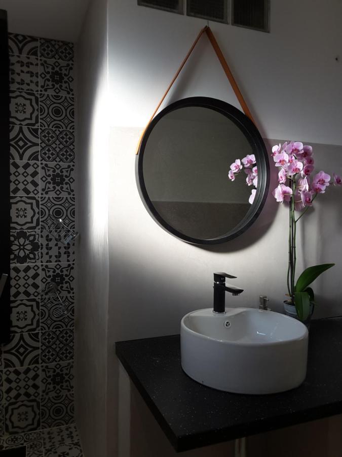Philoxenia Bed & Breakfast Pourrieres Екстериор снимка